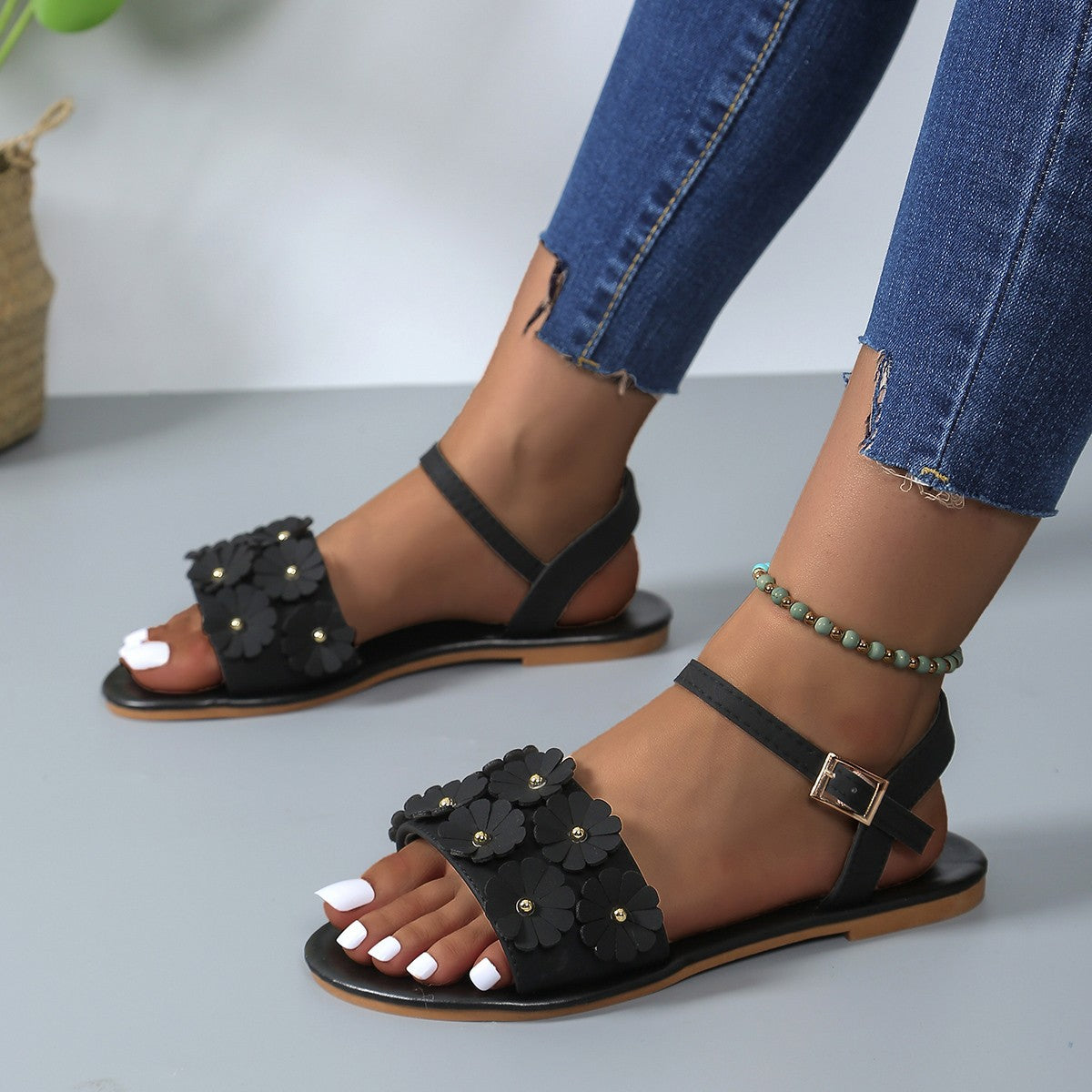 Retro Flowers Roman Style Sandals